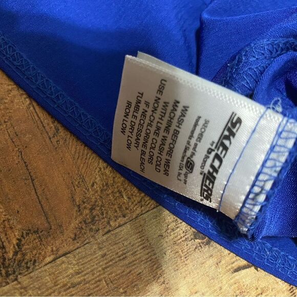 Skechers by Barco Breeze Women's 3-Pocket STRETCH V-Neck Scrub Top - Picture 5 of 11